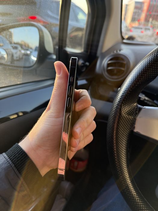 Iphone 14 pro  srochno