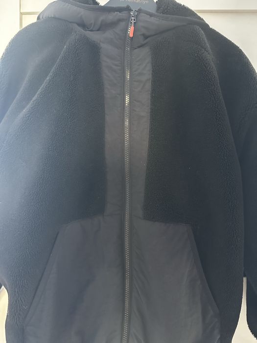 Продам куртки Zara для подростка