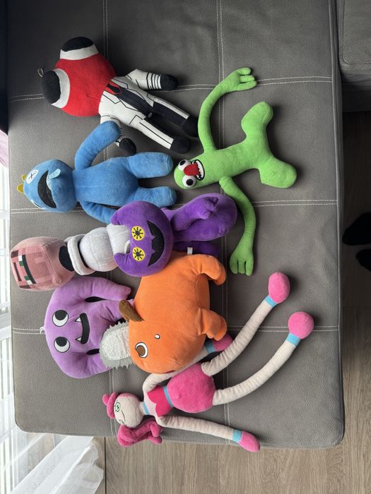 Продам детские игрушки