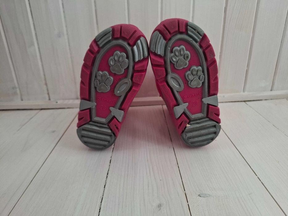 Детски розови апрески Колев и Колев