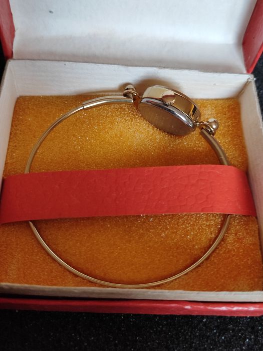 Часовник Чайка гривна