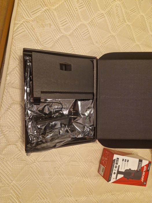 Vand placa de baza X870E Aorus Elite