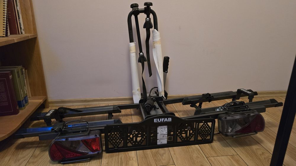 Suport 2 biciclete pentru carlig  Eufab Poker F (inclusiv ebike)