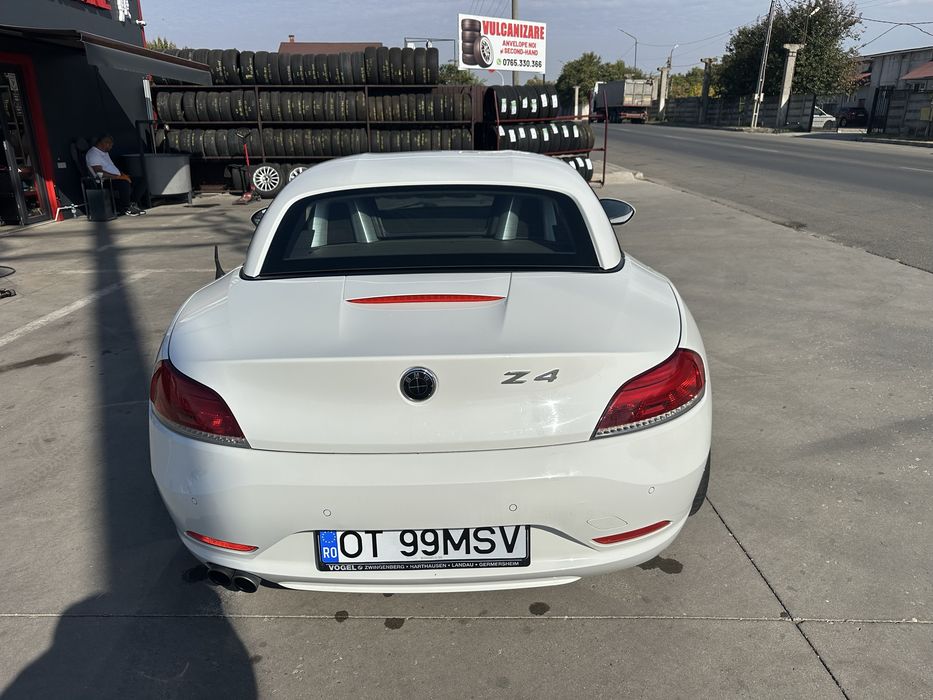 BMW Z4  sDRIVE 23i, 2497 cm, 204 cp, an 2011- de vanzare.