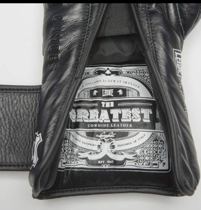 Боксови Ръкавици Leone The Greatest Black 14 oz