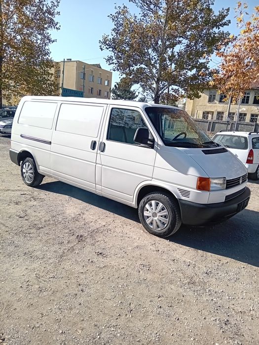 VW transporter 2.5TDi климатик дълга база