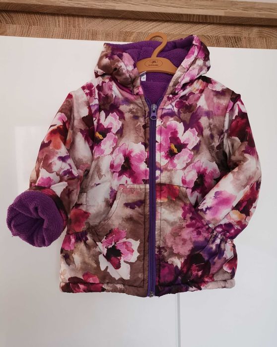 Детски якета и суичери за момиче и момче, размери до 92.