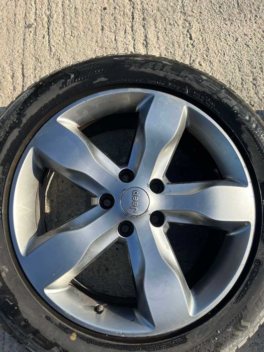Джанти с гуми 20" цола - 5х127 ЕТ-56.4 Chrysler/Jeep - Гранд Чероки