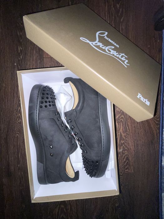 Christian Louboutin обувки