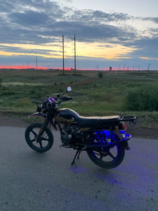 Мотоцикл 200куб GSX