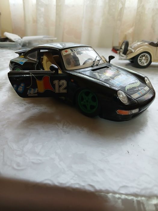 Mașinii de colecție , epoca, police