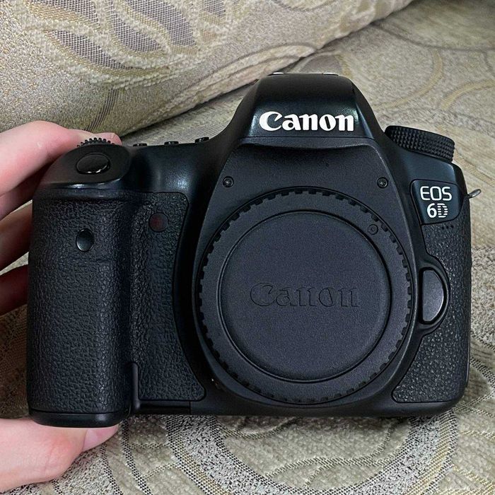 Фотоаппарат Canon EOS 6D (WG) Body