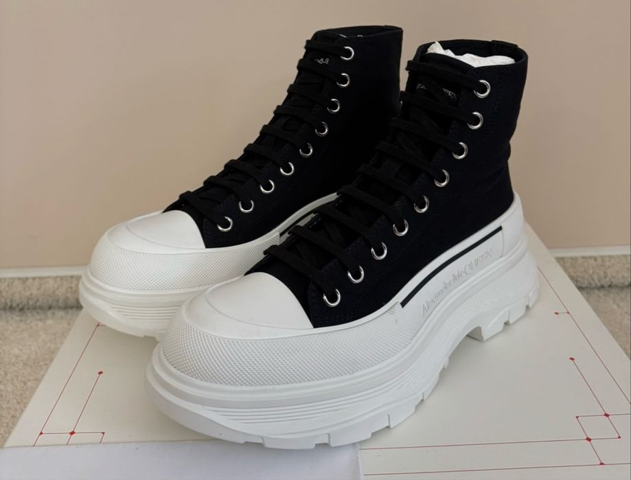 Alexander McQueen Tread Slick 42