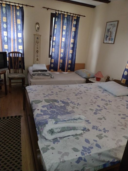 Дава се под наем Къща в с. Тученица, Област Плевен - 240 кв.м за 331.5 € - Снимка #11