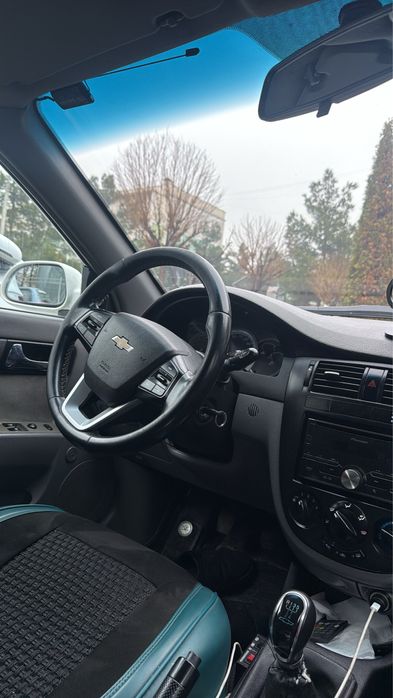 Lacetti Gentra 2014 Tiniq ideal