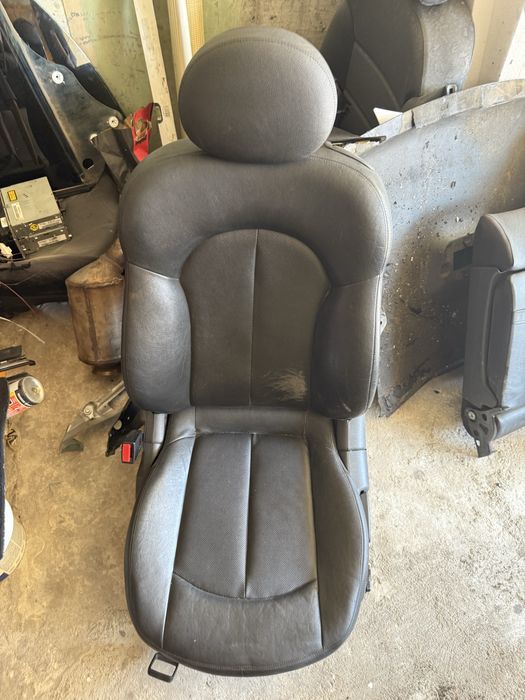 Кожен салон за Mercedes-Benz CLK 270 CDI (W209)