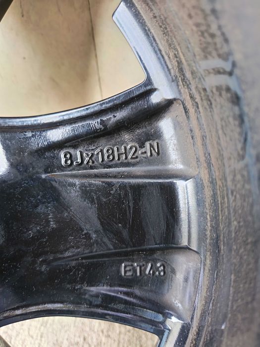 18 цола Mercedes спорт пакет джанти с гуми Pirelli комплект