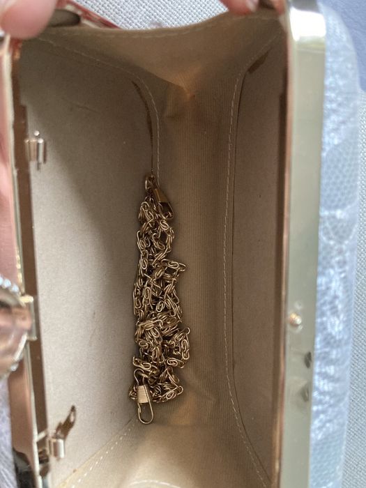 Чанта в златисто