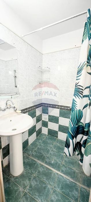 Обзаведена панелна гарсониера под наем, кв."Възраждане", гр.Варна, ЙГ