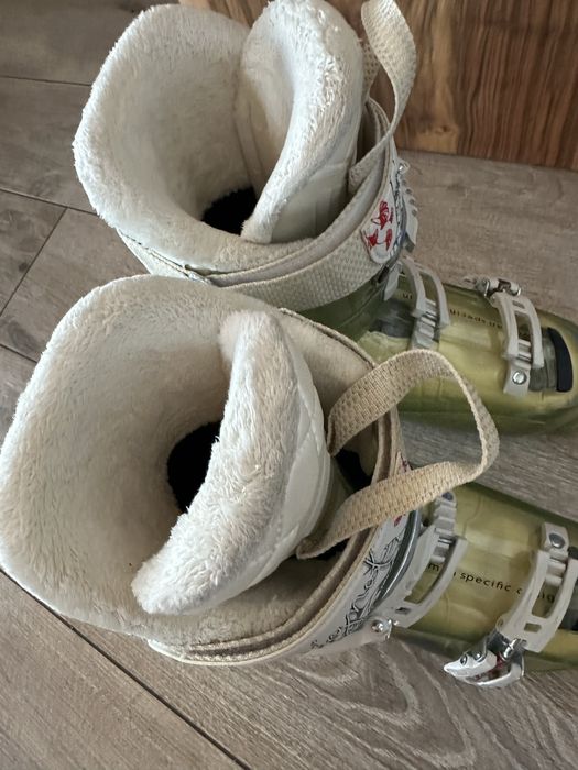 Ски обувки rossignol