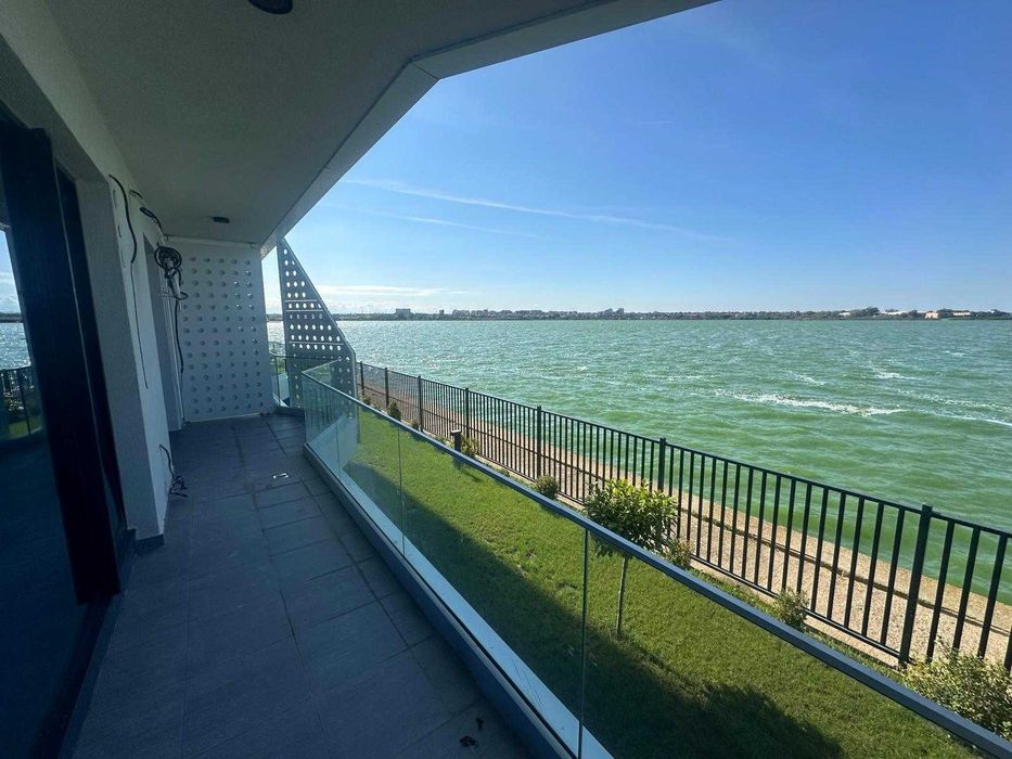 Apartament 3 camere - vedere frontala la lac - Lake On - parter