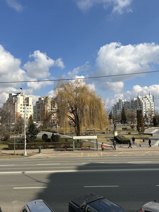 Apartament cu 3 camere intr-o Locatie excelnta pe b-dul Unirii!