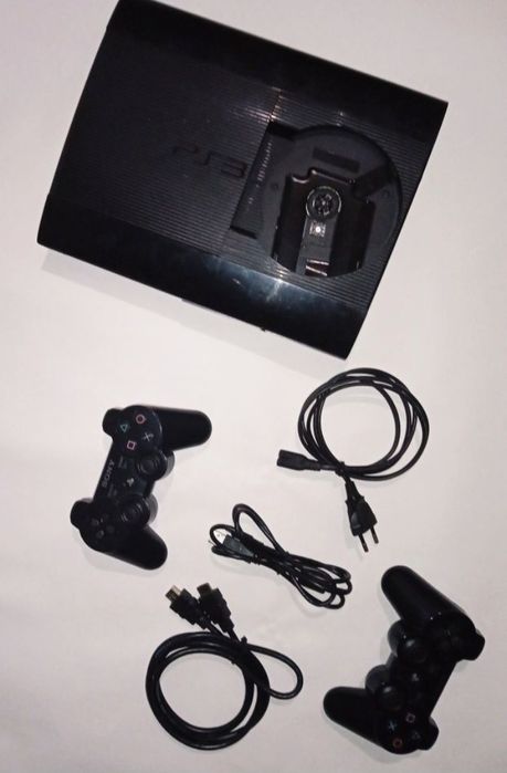 Срочно продам пс 3 не прошитая.