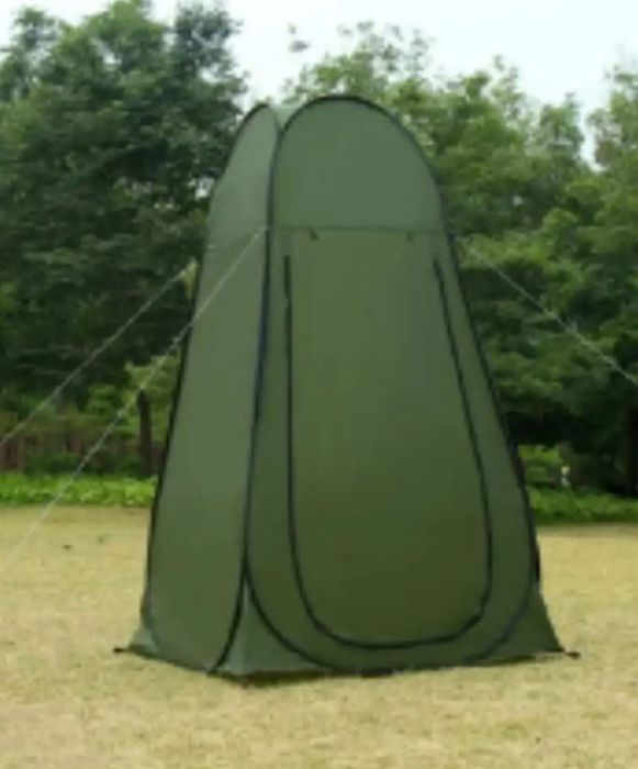 Палатка для душа и туалета на природе