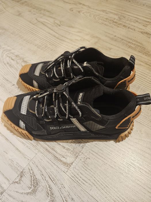 Dolce & Gabbana 
NS1 tech low top sneakers