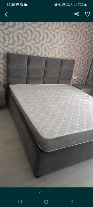 Двухспальная кровать