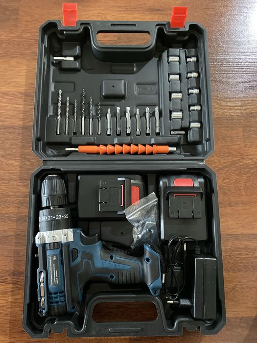 Дрель-Шуруповерт «BOSCH 48 V» новый с ударом