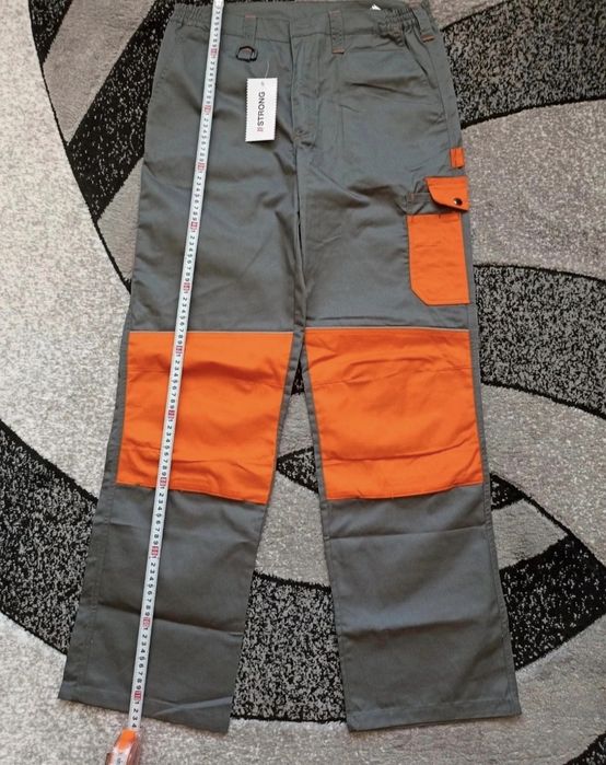 Pantaloni salopeta