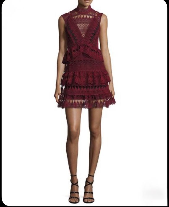 Красива стилна рокля