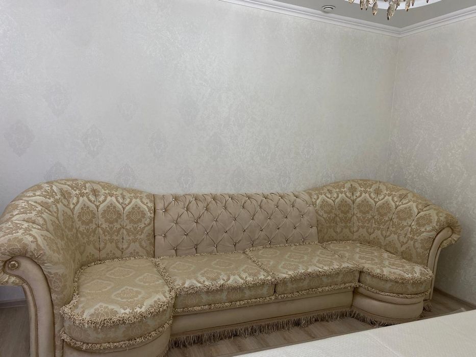 Продам диван б/у