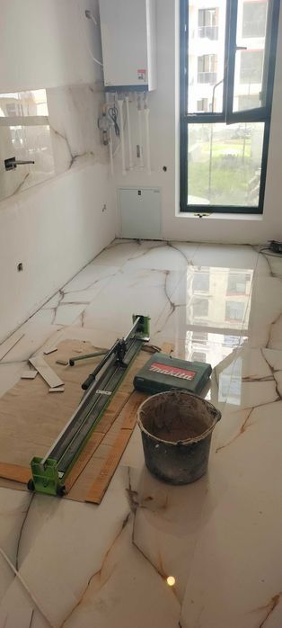 Faianțar / zugrav finisor/ rigipsar Echipa de meseriași/ Renovări apartamente,imobile Lucrări de Calitate cu preturi oneste !!