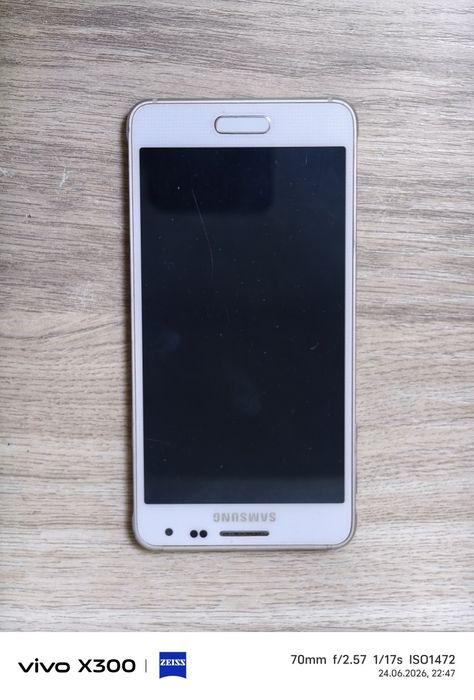 Samsung alpha Самсунг