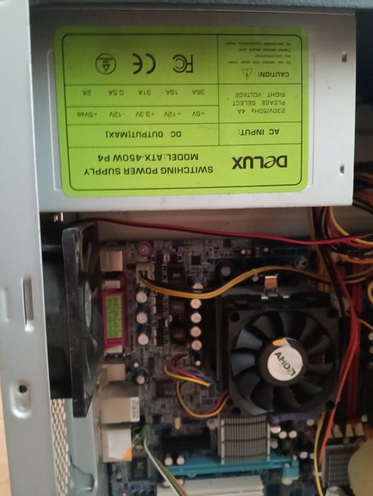 Calculator Desktop Funcțional – AMD, 450W, perfect pentru office / șco