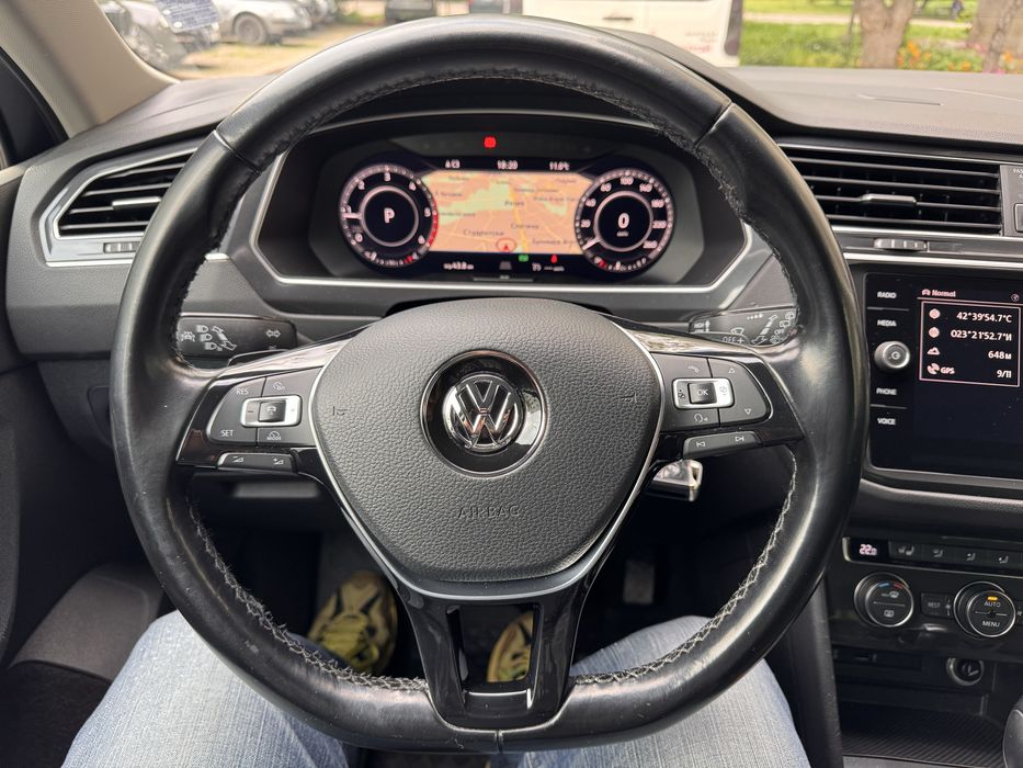 Volkswagen Tiguan Highline 2.0 TDI 190 к.с. 4MOTION DSG, N1