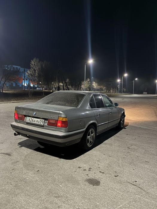 Продам BMW 520 2л
