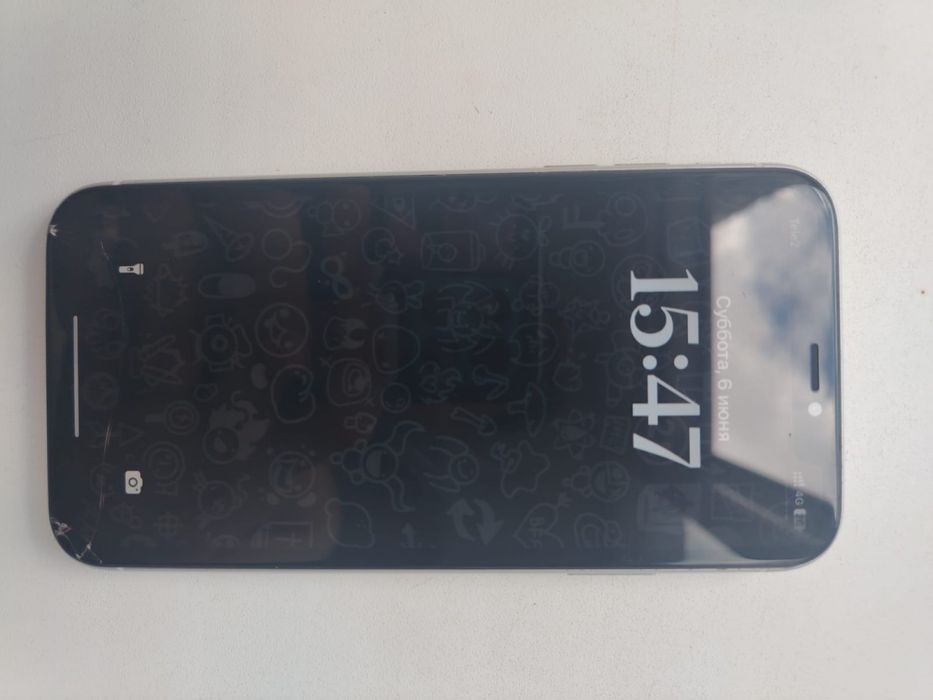 Продам iphone XR