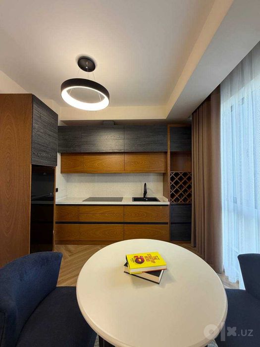 Green Island Продается 4 комнатная квартира ремонт ул.Садыка Азимова