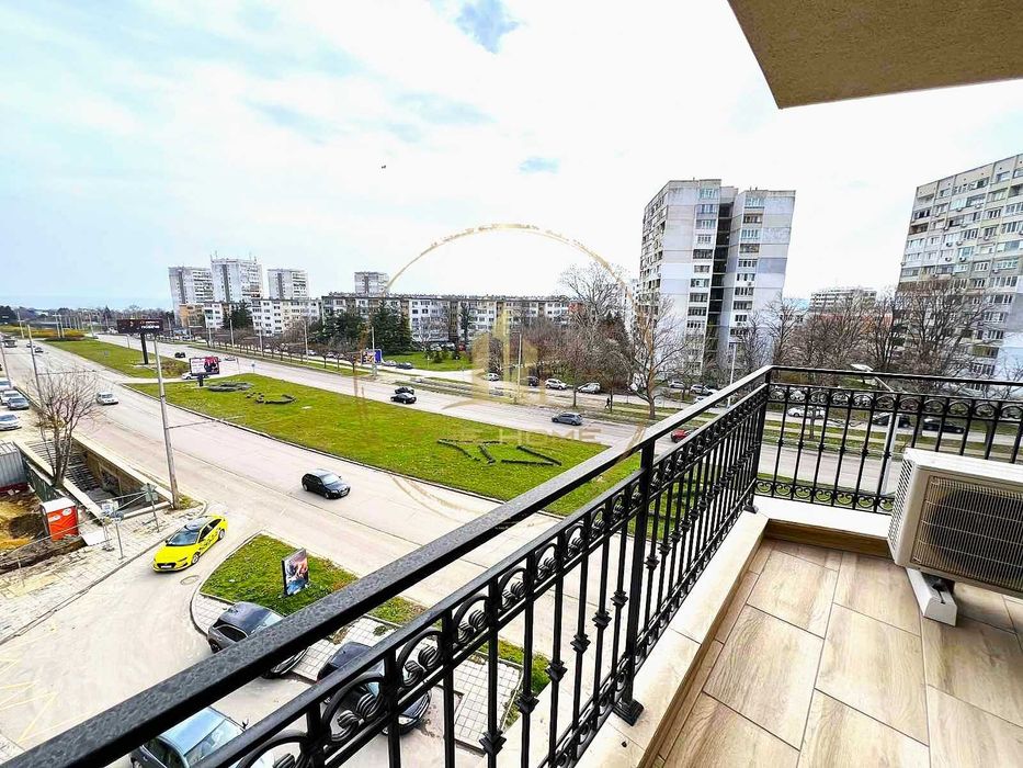 Дава се под наем Тристаен апартамент в Варна, Бриз - 110 кв.м за 1500 € - Снимка #12