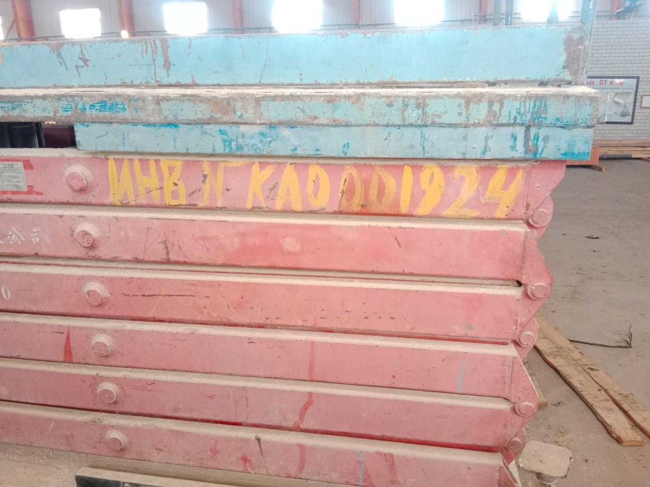 Продам ножничный подъемник