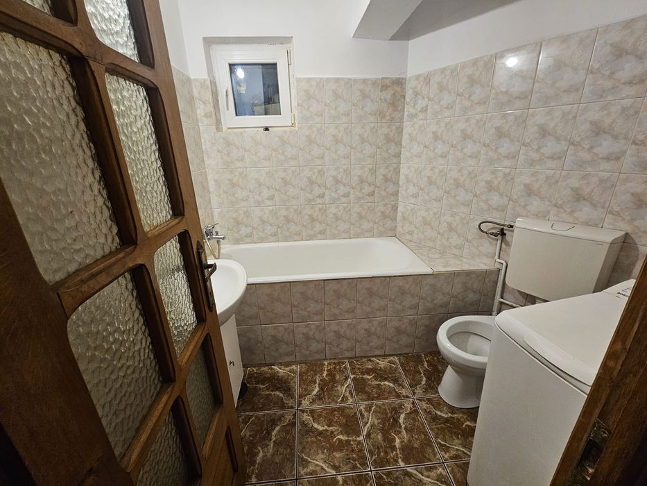 Garsoniera de închiriat republicii