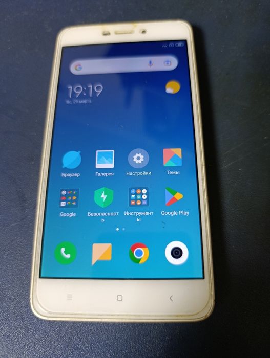 Продам смарт фон