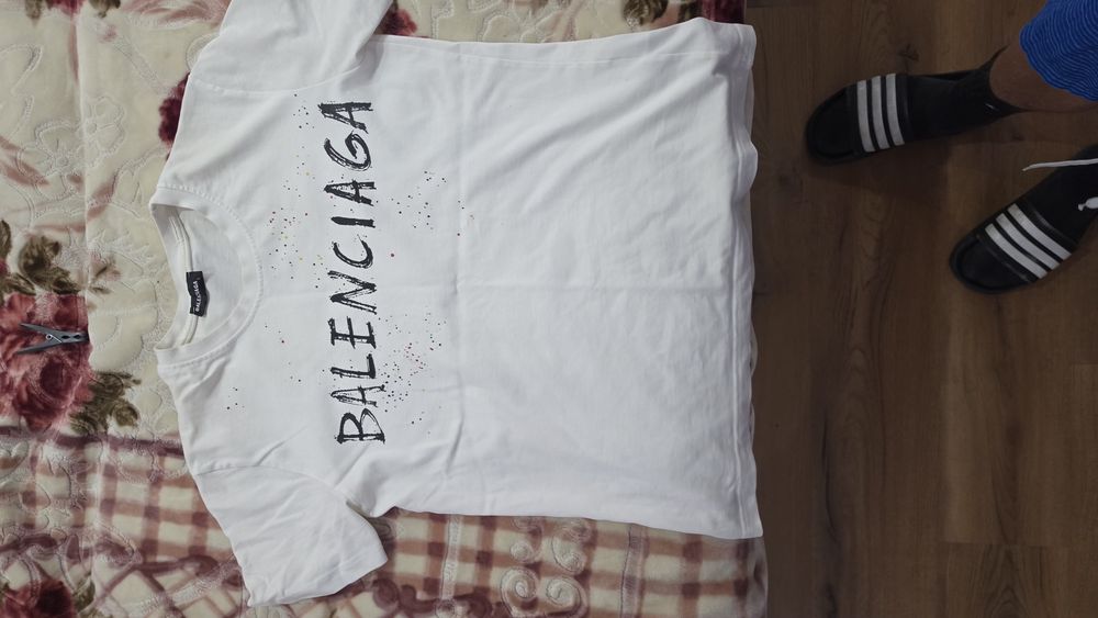 Tricou Balenciaga