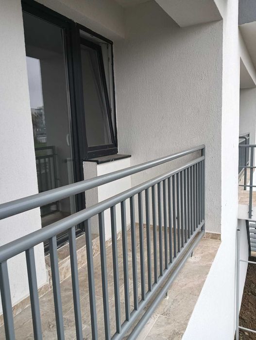 Închiriere Garsoniera ,curte proprie