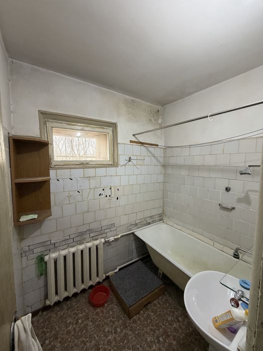 Продается 3х комнатная квартира 77 серии,кирпич,4 ый этаж