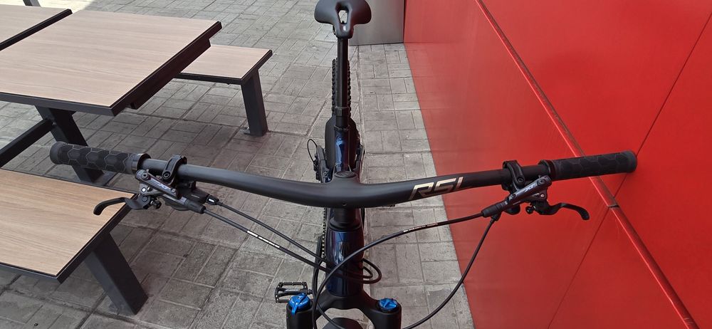 Тrek Fuel EX 9,8 Carbon GEN 6 трейл ендуро 29ц. 2023г. 1х12 М-L XT Hoв