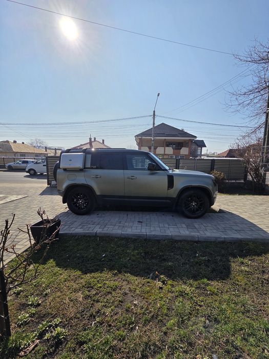 Predau leasing (sau vand) Land Rover Defender fabr. 2021,  impecabil